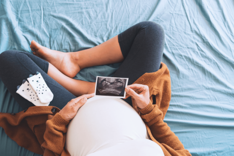 imagen-carrusel-tiroidesTrastornos de la tiroides y las madres primerizas
